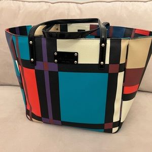 Kate Spade handbag! Condition like new. Just wear a couple times. 11”h 20”w 7”d.